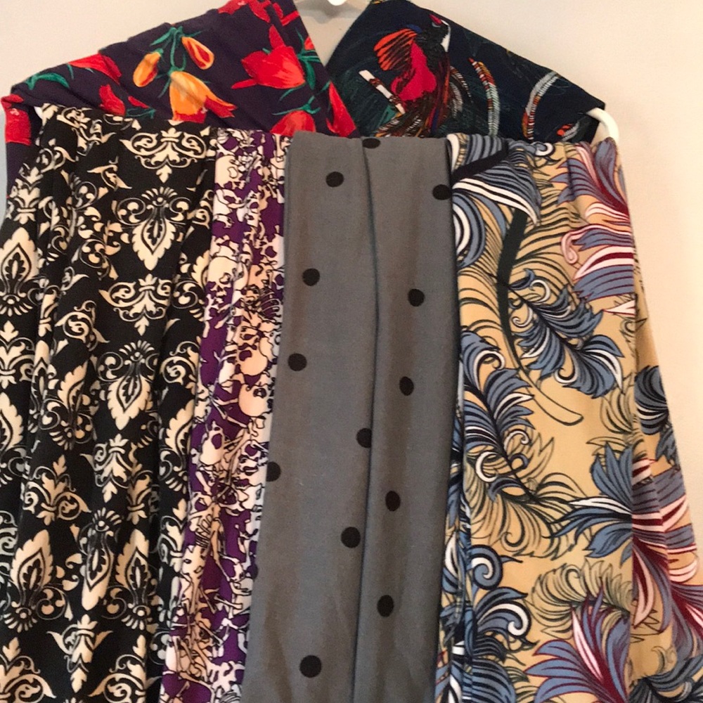 Bundle of  9 Lularoe leggings